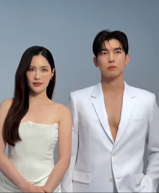 TilltheMoonand2's tweet photo. กระดุมไม่ทำงานอีกละ

Looks ONEderful ลุคที่ดี เริ่มที่ ONE 💚

#onesurgery #oneaesthetics #onederful
@MSuppasit #MewSuppasit #มิวศุภศิษฏ์

https://t.co/5kV6CO5cYX https://t.co/M5jScOewyt