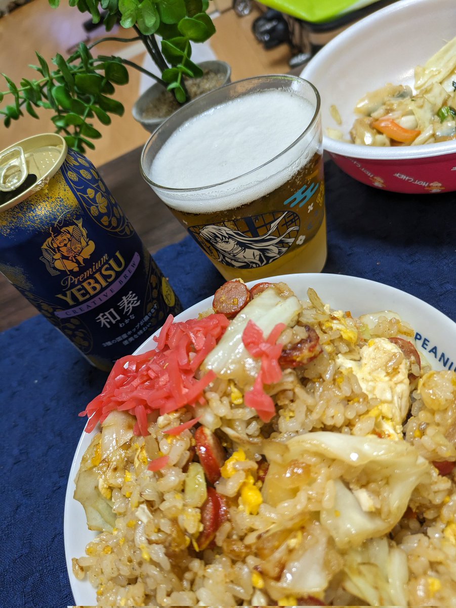 ホントは、オムライス🐣作ろう思ってんねんけど
めんどくせーくなってん
炒飯に変身しました😁
#炒飯
#炒飯マン
#夜めし
#男めし