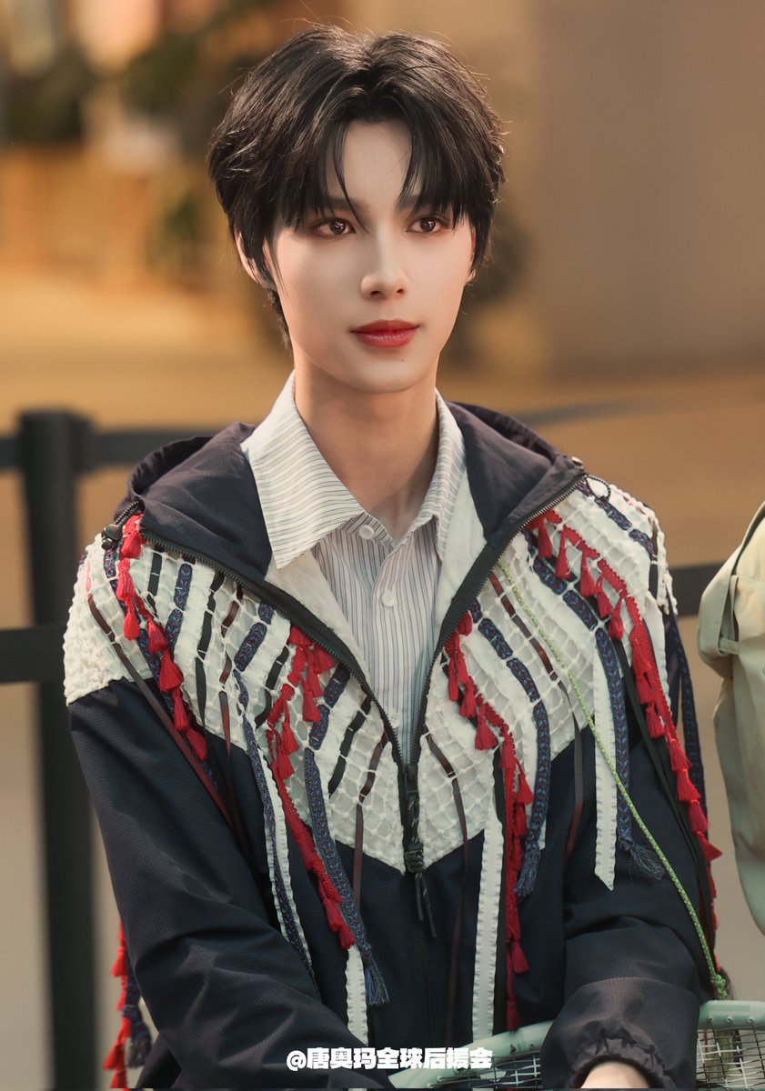 250919 | QQ Music Peak Show
Fancam – 4P
Totally swooned over OMAR again today! 
#Omar #唐奥玛 #OmarTang #NexT1DE_OMAR