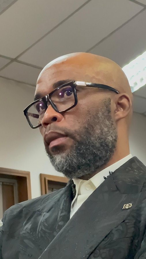 BREAKING NEWS 

18 cases has been withdrawn against Vusi Matlala when Bheki Cele was Minister of Police 😱😭

Madlanga Commission Madlanga Inquiry General Mkhwanazi Brown Mogotsi Mchunu Adams