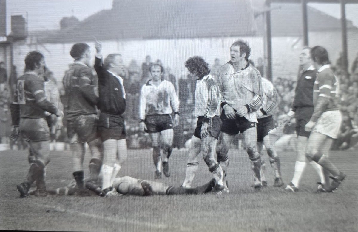 Jim Mills tweet media