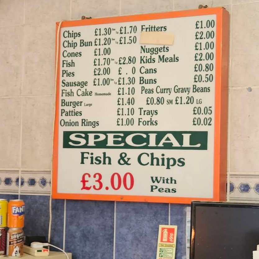 BobbiHuyton's tweet photo. In complete awe of the prices at this chippy https://t.co/gAMIfhAtRo