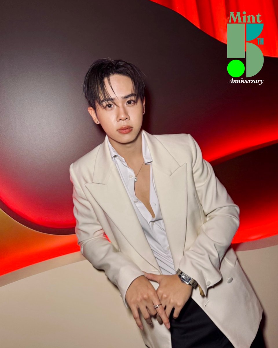 mintmag_th's tweet image. #MintReports สแนปโมเมนต์หล่อของ 3 หนุ่ม ‘เจ็ท-มิวอ้อน-แทด’ วง ATLAS ที่มาร่วมงานปาร์ตี้ จัดเต็มลุคหล่อแกลม ฉลองให้กับการเปิดตัวบูติกแฟลกชิปสโตร์แห่งใหม่ของ Cartier ณ สยามพารากอน 💚

#ATLASth 
#JetATLAS #MuonATLAS #TadATLAS 
#CartierThailand 
#MintMagTH