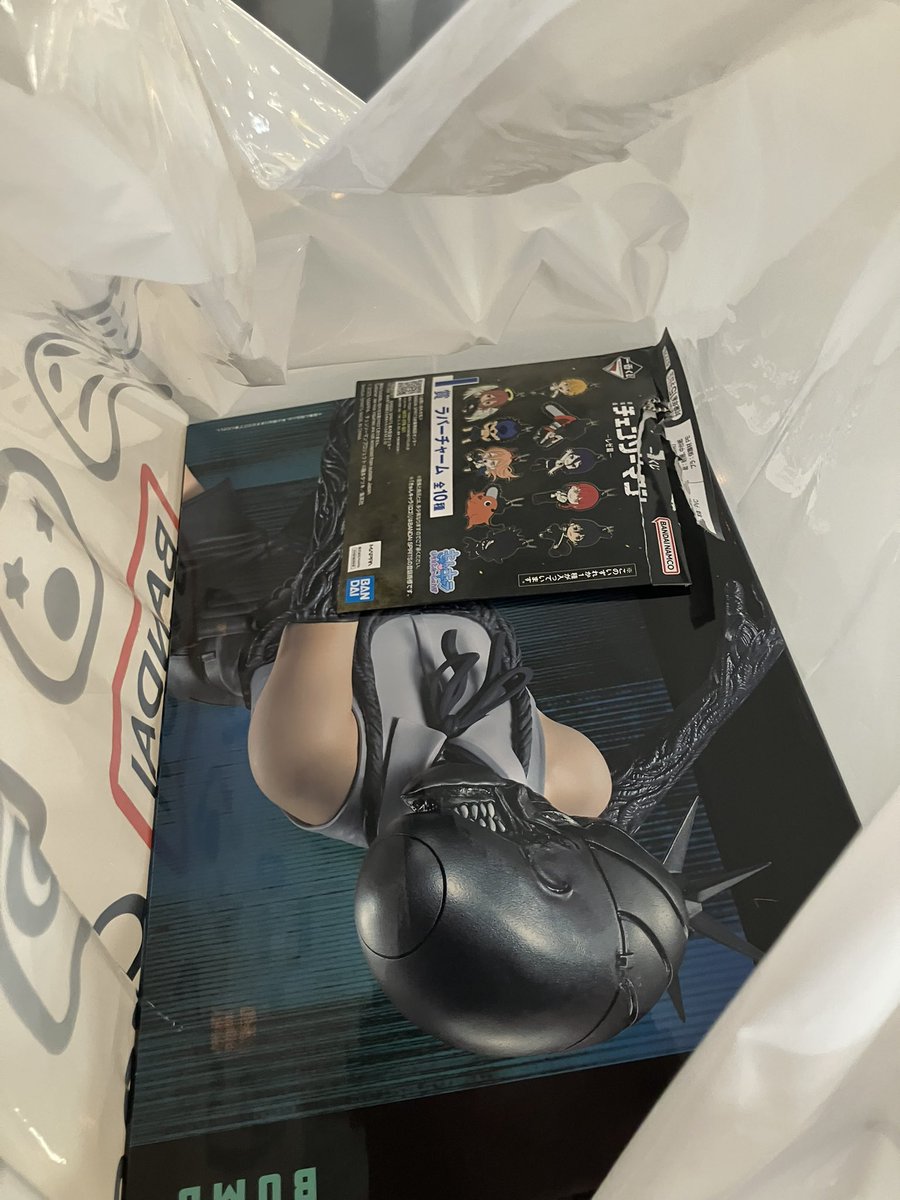 Napioreo's tweet image. 2個目で当てるのかっけえ