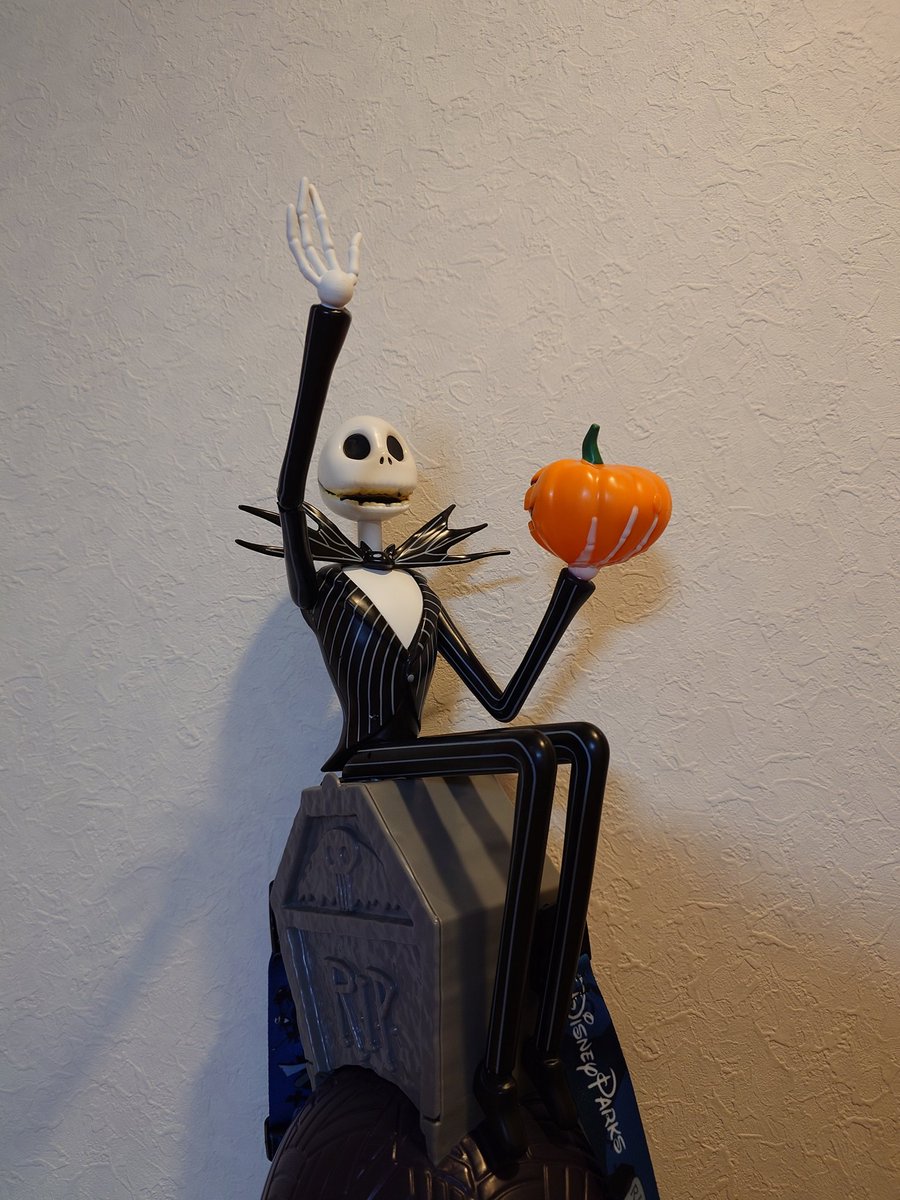 今日から香港ディズニーランドで発売した、ナイトメア・ビフォア