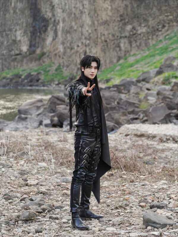 パク・ヒョンシク JACKET SIKcret ver BLACK スタジャン パク・ヒョンシク JACKET SIKcret ver BLACK スタジャン - メルカリ