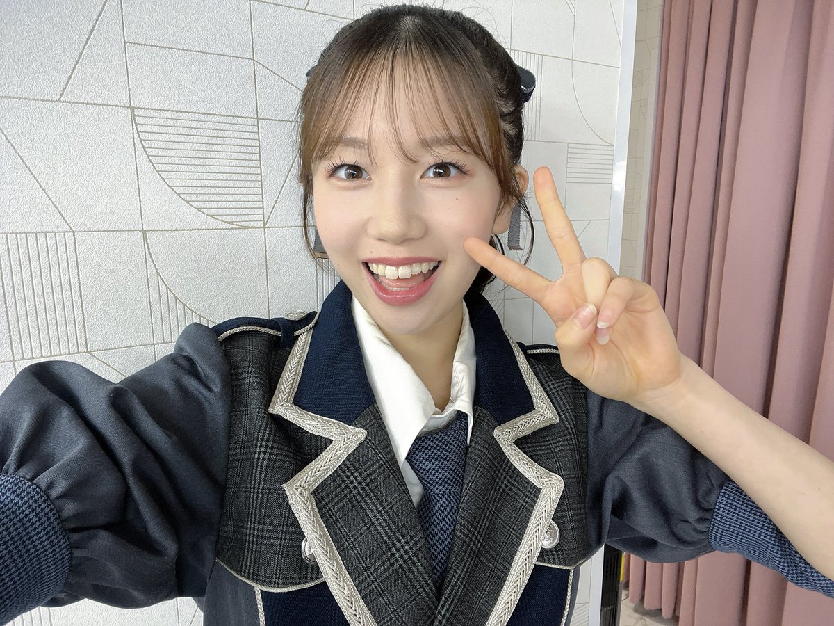 【匿名配送】正鋳真優 AKB48 チェキ 当選 雑誌 封筒 当選通知書あり 櫻坂46 向井純葉 直筆サイン入りチェキ 当選証明書付