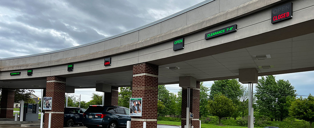 Signal_Tech's tweet image. Wondering what to look for in an #LED #TrafficControl sign for your #bank or #CreditUnion drive-thru?
Find the key considerations in our blog: bit.ly/4mmZ6uL