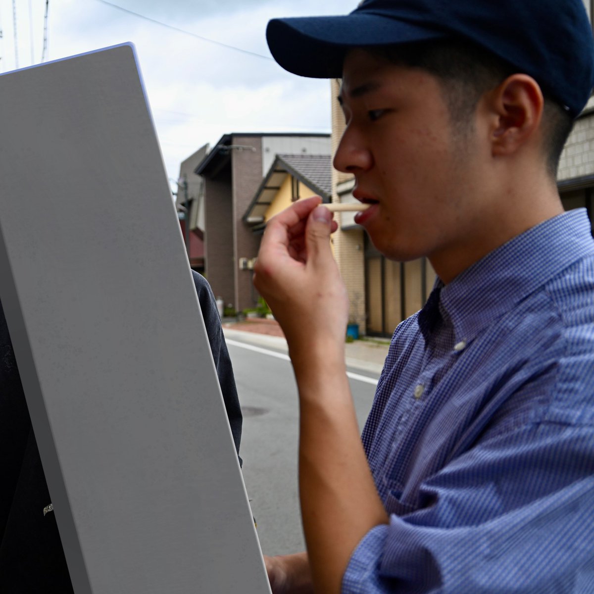 横顔の写真とか珍しいんじゃなーい？