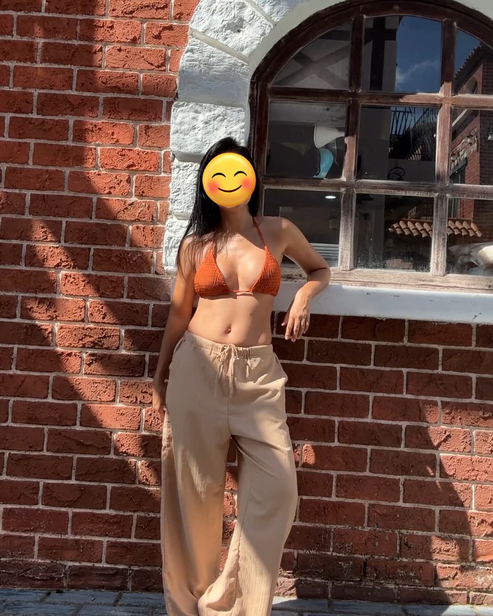 Hey what's up bro 🤭

#bangkoknightlife #sexydriver #nightlifefun #hotgirlfriend #freelancer  #ladydriverhookup #ladydriverguide #treesome #bangkokhooker #ladydriverfullservice #ladydriver #escortgirl #swinger #treesome #Lesbiansex #ladyparttime #thaigirlfriend #bangkokparty