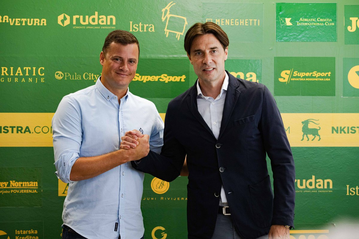 Danas je javnosti predstavljen novi trener prve momčadi, g. Oriol Riera. 

Konferenciju za medije možete pogledati na shorturl.at/436Ty ili pročitati više na nkistra.com.

Želimo treneru toplu dobrodošlicu još jednom! ☺️💚

#ForzaIstra