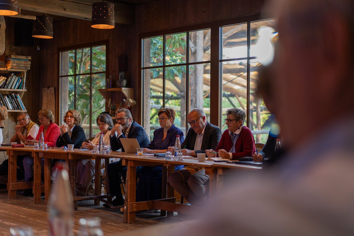 Emmanuel Capus tweet media