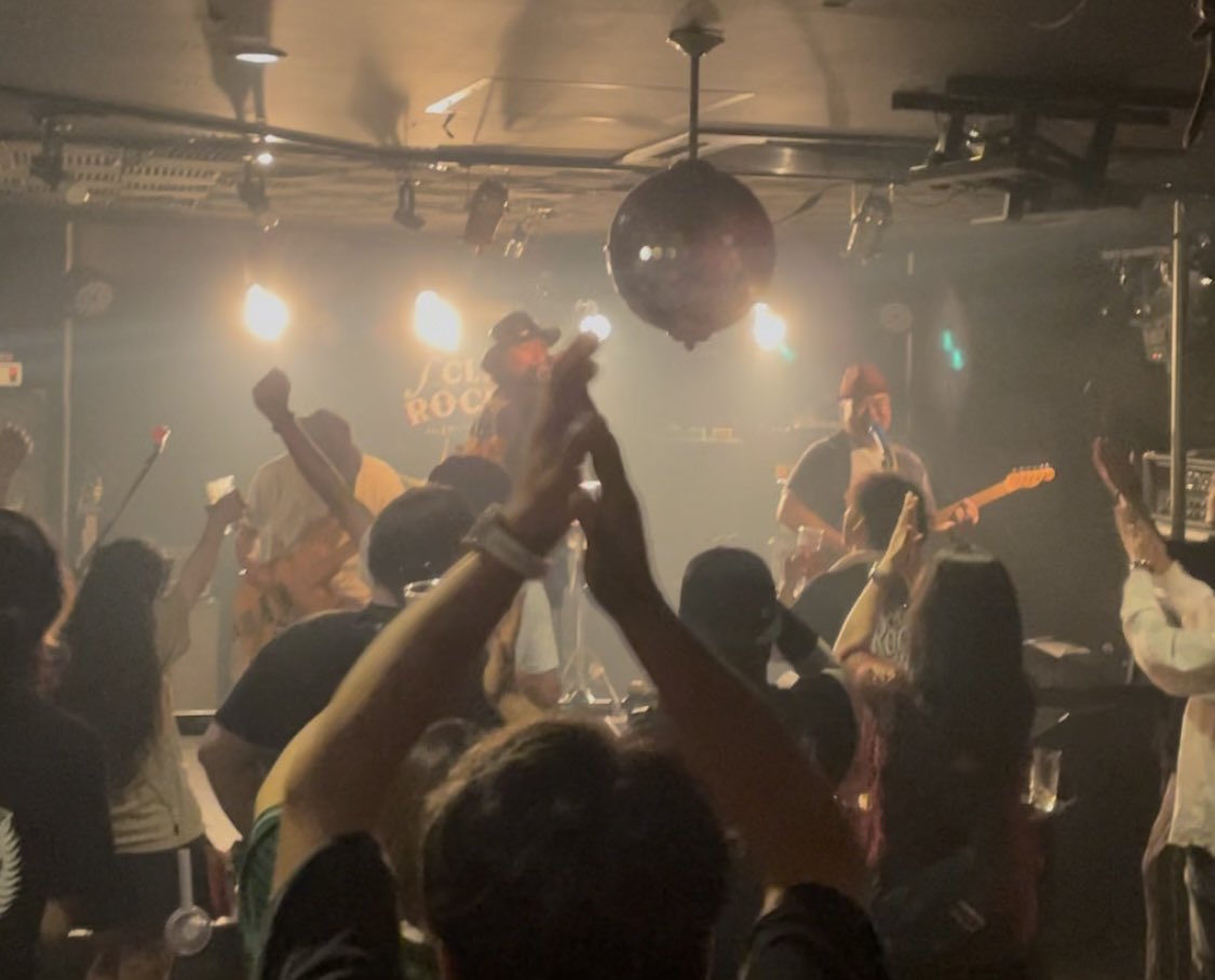 hassy_style's tweet image. 遅くなりましたが、先日は名張Club ROCK UP14周年×Mosh &amp;amp;Dive24周年 W周年Specialに出演させて頂きまして、本当にありがとうございました(^^)
どの演者さんもめっちゃ熱いLIVEを繰り広げていて、最高の夜でした(^^)
Club ROCK UP、おめでと〜㊗️