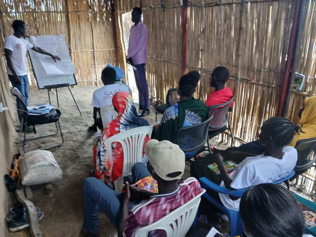 SAADO_SSD's tweet image. ✨ Building Awareness, Building Change ✨
Fashoda-🇸🇸, SASA! Together Awareness Phase training with community activists focusing on 
✅Challenging harmful social norms, 
✅Raising awareness in communities
✅Promoting respectful relationships.
with @IMC SSD 

#EndGBV #SASATogether