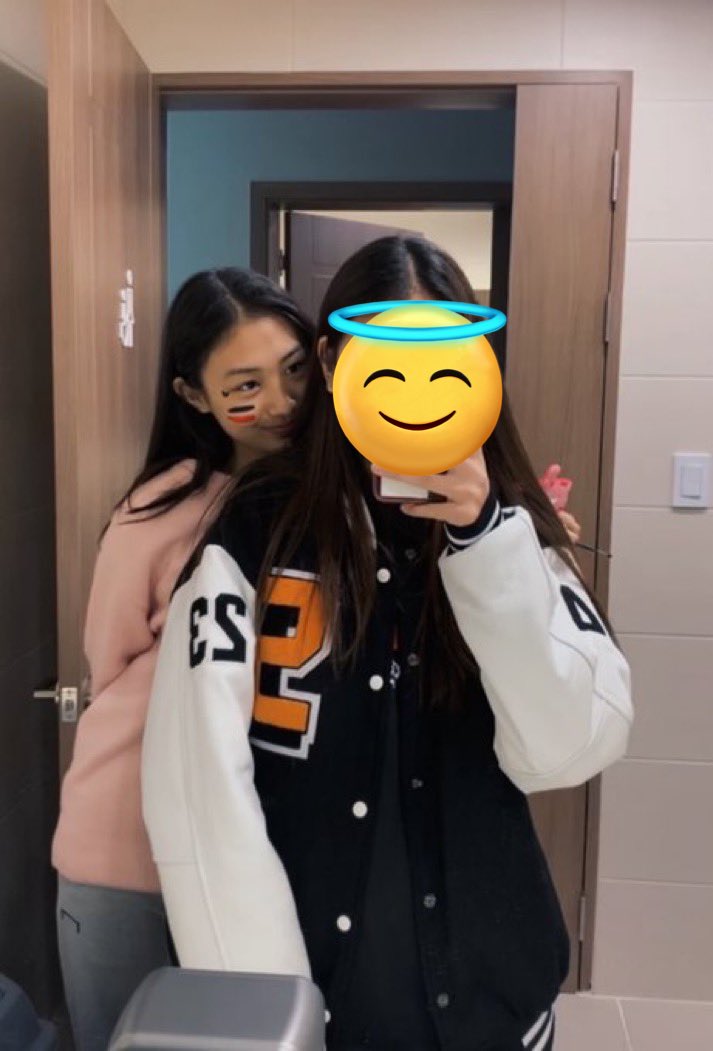 LINDA! Foto de #GAWON em seu pré debut.

#MEOVV #미야오 <a href="/OFFICIAL_MEOVV/">MEOVV</a>