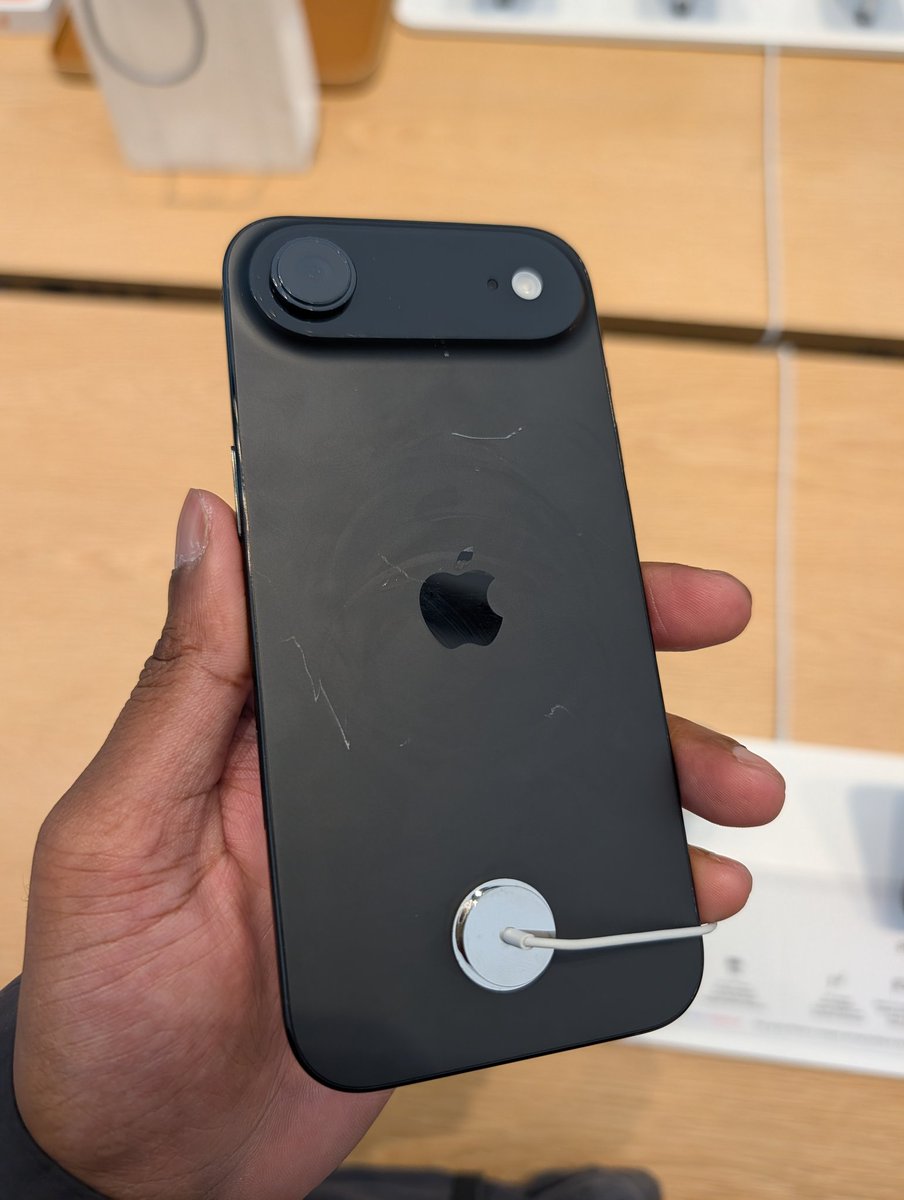 RjeyTech's tweet image. The scratches are crazy this year