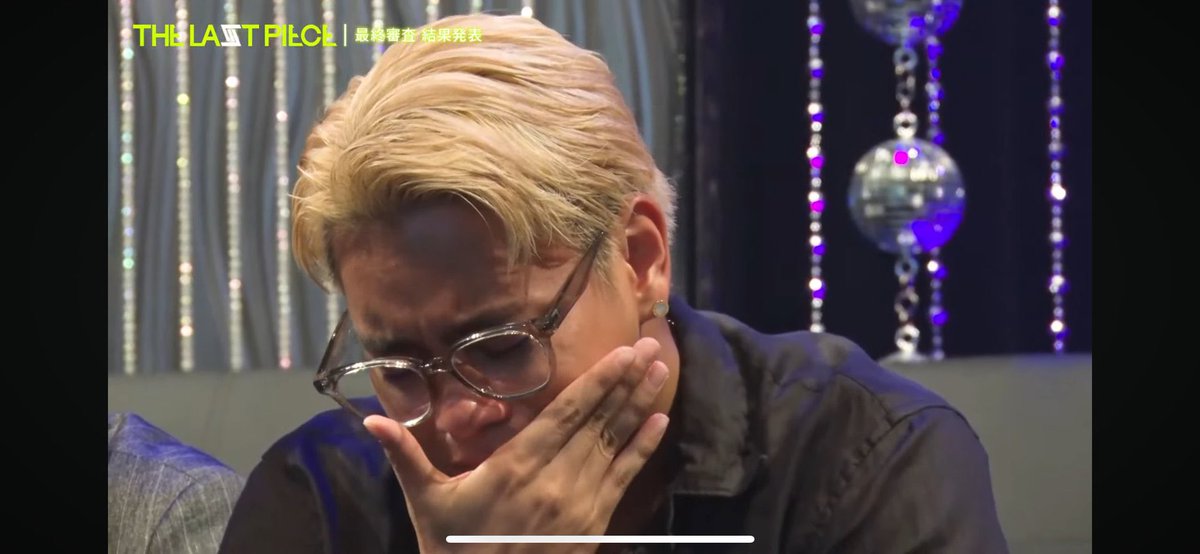 hkDGWsSIJkLx0AH's tweet image. TAIKIが呼ばれた時のレイちゃんの号泣見たら、泣かない訳なくない？🥹

#BMSG
#STARGLOW 
#THELASTPIEACE 
#ラスピ
#ラスピファイナル