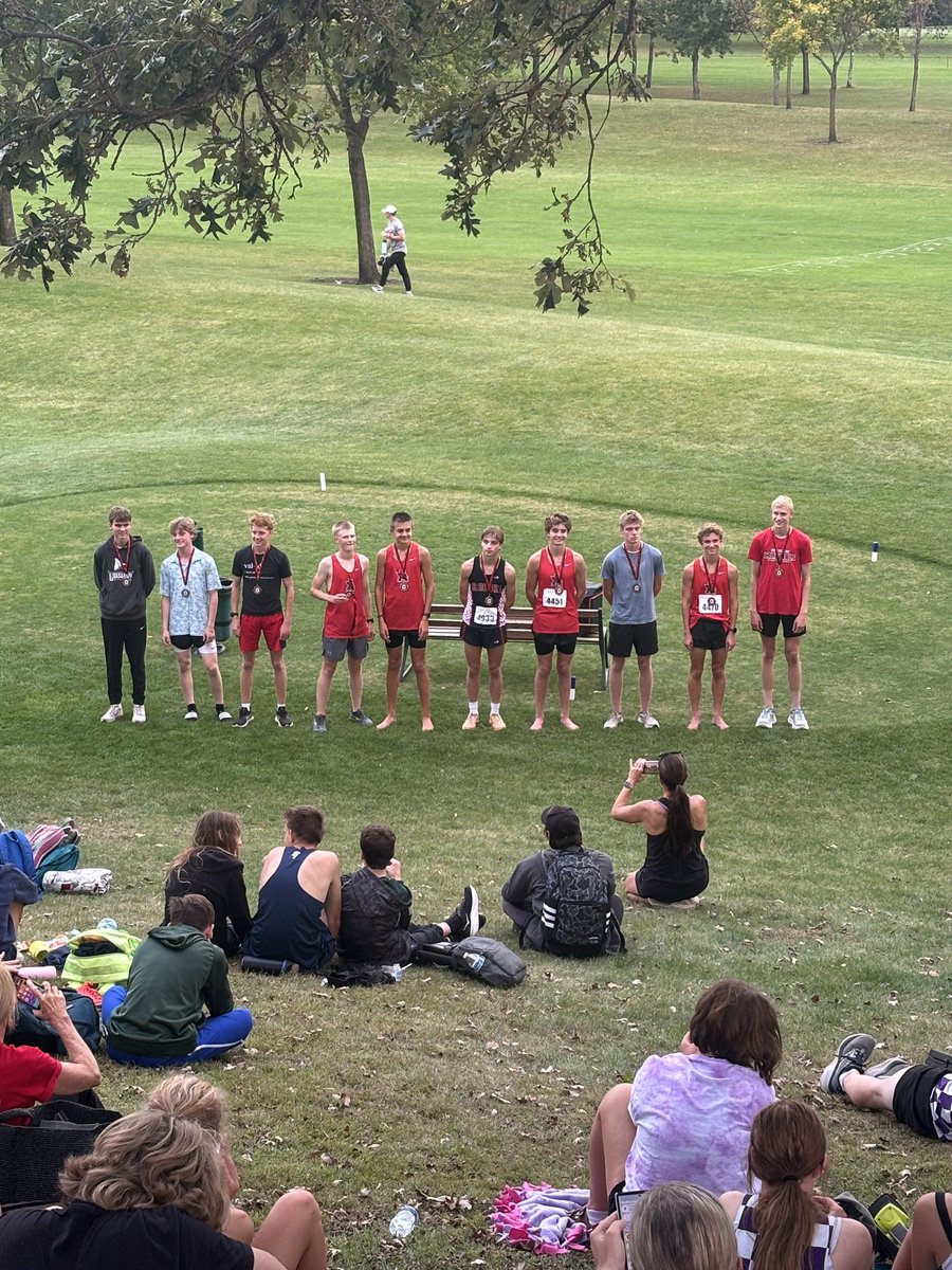 Awesome meet day at ROCORI!

-MS G: 5th place 

-MS B: 2nd place with Nate E finishing 1st and Henry N finishing in 9th

-V G: 3rd place with Gabby M finishing 1st and Allison M finishing in 4th

V B: 3rd place with Zach E finishing 3rd and Levi T finishing in 10th

Great work!