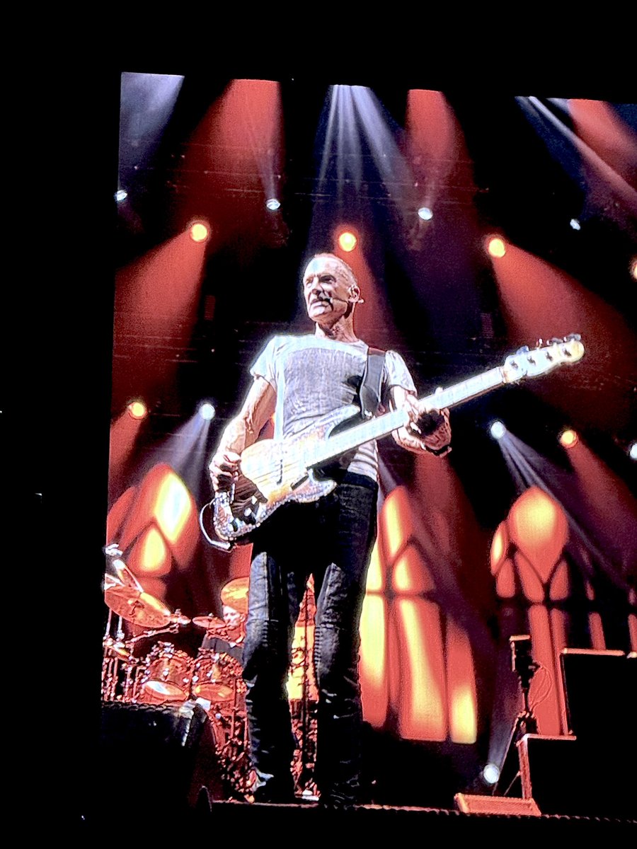 sala2002's tweet photo. STING3.0 JAPAN TOUR 2025 @ Ariake arena 09/15
Awesome! Excite! Amazing!

Thank you for the amazing live performance, Sting! 

#sting #sting3.0 #stingjapantour2025 https://t.co/MkHzrMGUTO