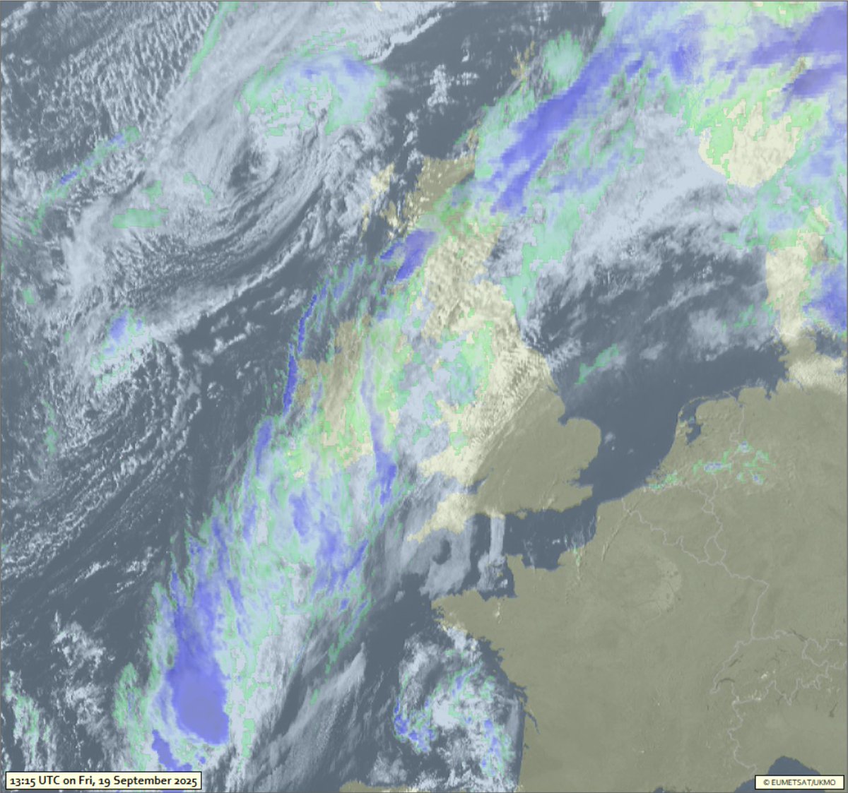 19 Sep 2025
1315 UTC
A lovely sunny afternoon across Strathpeffer, now that the frontal cloud has cleared eastward, with a temp of 18°C.
Sunny too, across SE England &amp; much warmer with temps of 25°C.
#ukweather 
<a href="/bbcweather/">BBC Weather</a>