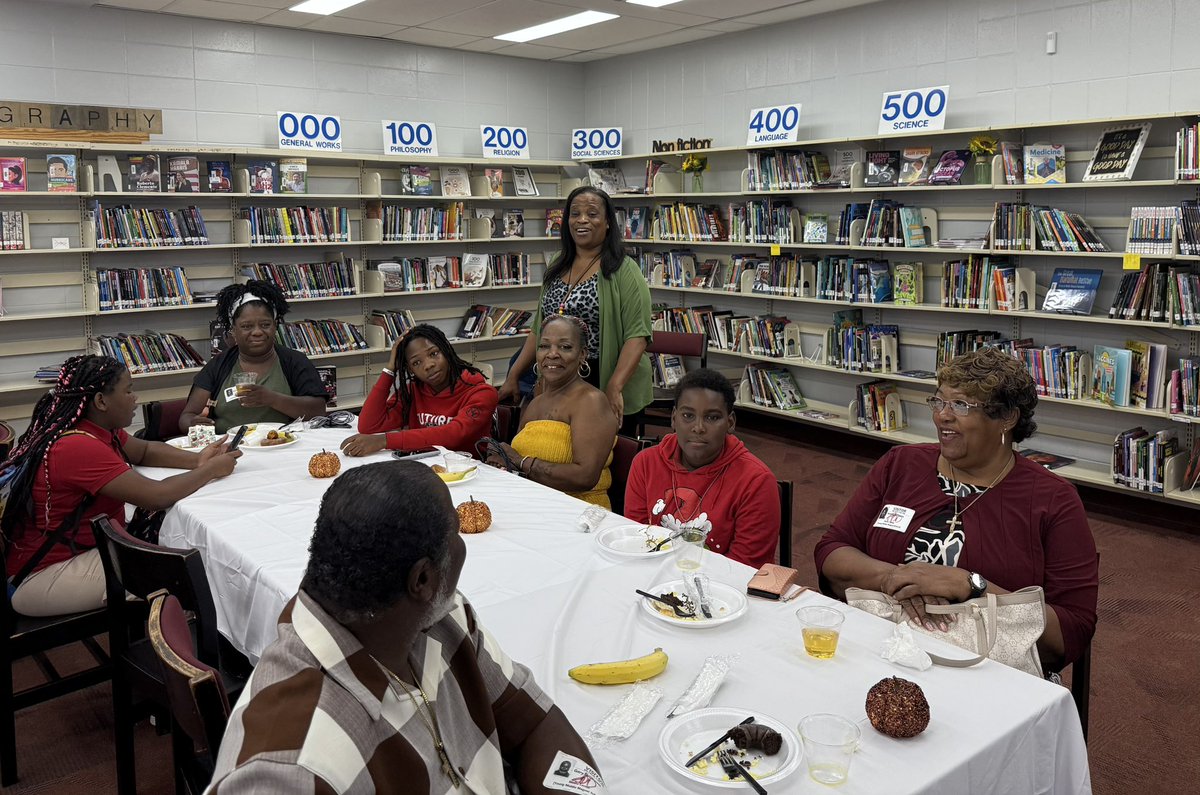 Young Middle Magnet School (@youngmiddlehcps) on Twitter photo Today, we celebrate all the loving and caring grandparents in our school community. 🎉 Your wisdom, love, and guidance mean the world to us. Take a moment to cherish the special bond between grandparents and grandchildren. #GrandparentsBreakfast #SchoolFamily #CherishedMoments Today, we celebrate all the loving and caring grandparents in our school community. 🎉 Your wisdom, love, and guidance mean the world to us. Take a moment to cherish the special bond between grandparents and grandchildren. #GrandparentsBreakfast #SchoolFamily #CherishedMoments
