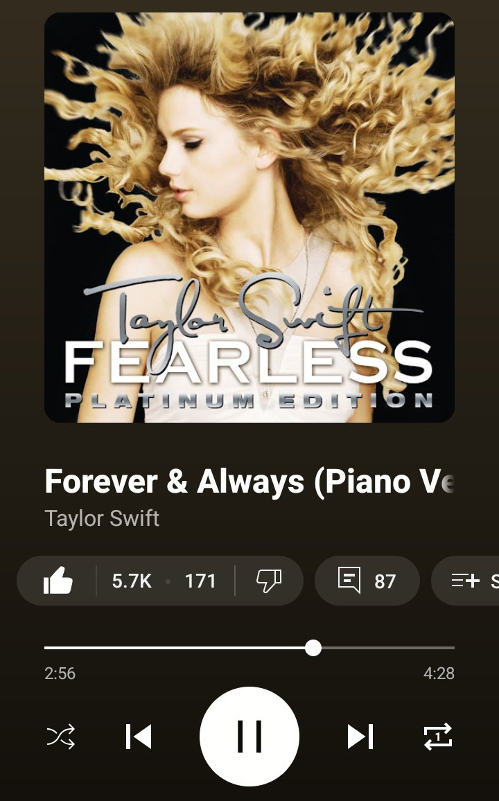 adrilovestay13's tweet photo. IT'S FEARLESS DAY 💛
don't forget to stream our beloved fearless all day long 💛
#StreamFearless       #TSTheLifeofaShowgirl    #CountdownToTLOAS https://t.co/g8e7IRdHwh