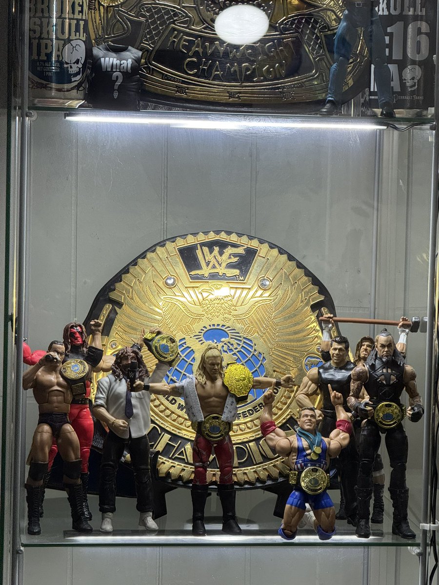 GrovesIsGod's tweet image. Added @RealKurtAngle and @IAmJericho to the WWF big eagle display. Just waiting for @PaulWight ‘s figure to get here and we have everyone that held that title.