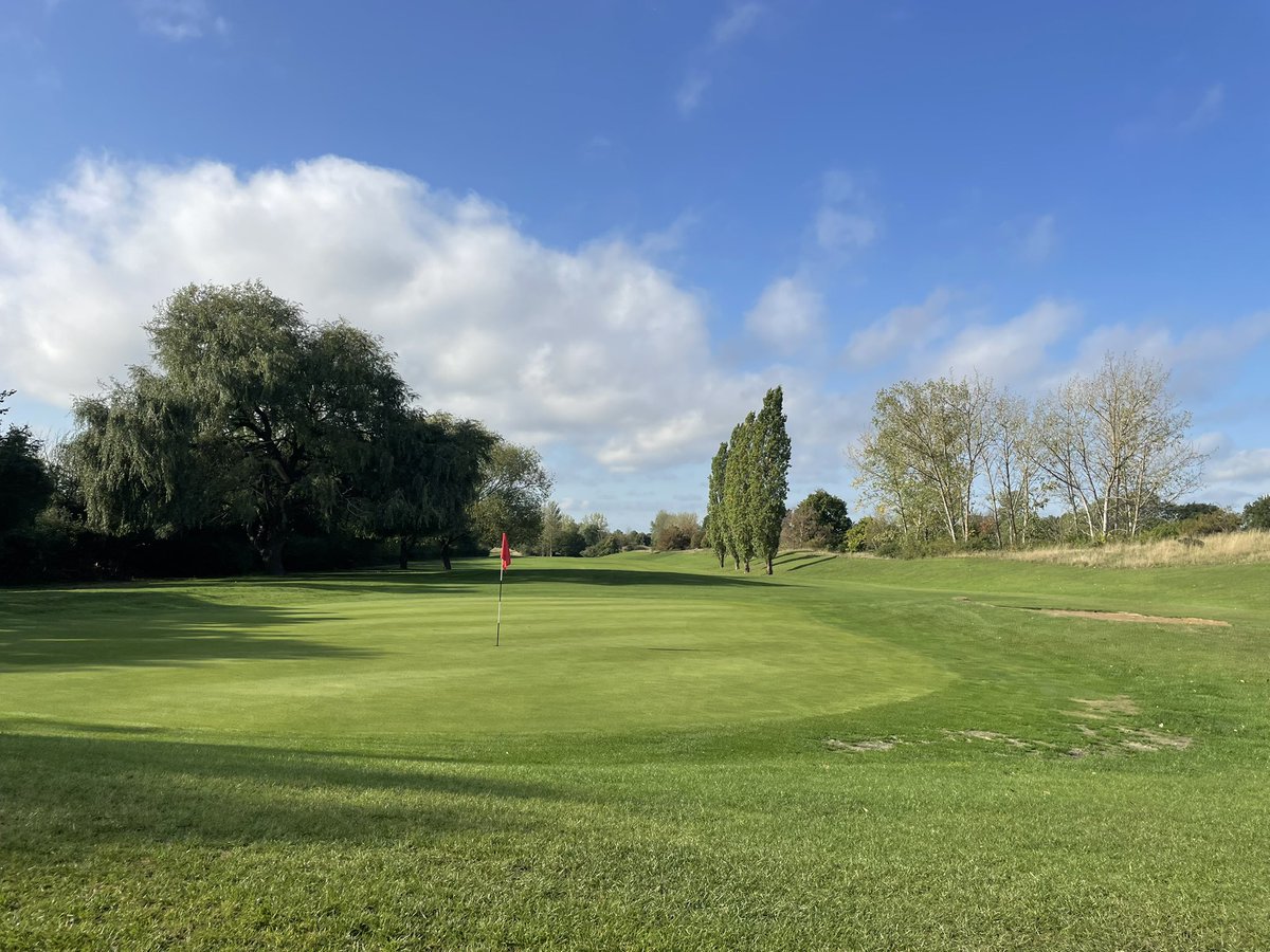 Great week from all the lads all seasons this week wind, rain and sun 

A few projects ticked off and the place has turned into a grass factory 😜 have a great weekend peeps enjoy