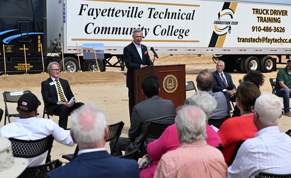 CCNCGov's tweet image. FTCC has broken ground on Phase I of its $21.2M Regional Supply Chain Management &amp;amp; Logistics Center, expanding CDL training for FTCC, Robeson &amp;amp; Bladen Community Colleges. The 13-acre truck pad opens Dec. 2025.Learn more: bit.ly/48qswVf
#CumberlandCountyNC #FTCC