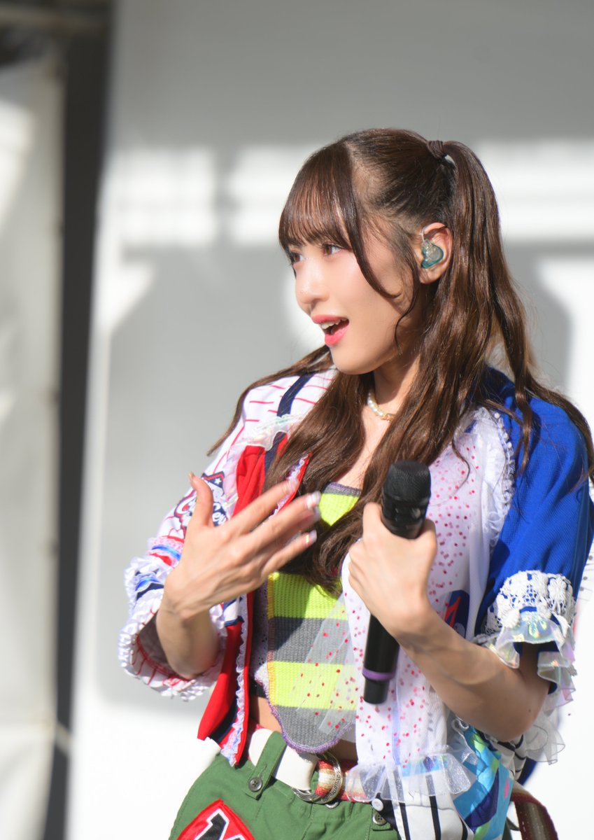 naoLeningrad's tweet photo. 市川さん、いい医者に巡り合えた、
みたいな話をしていたけれど、
先週サービスし過ぎたのかな?
癖になると大変なのでお大事にね
25年9月7日@もりのみやキューズモール
#AMEFURASSHI #FLFH #市川優月
* 動画からの切り出し https://t.co/PnYyEVMCdZ