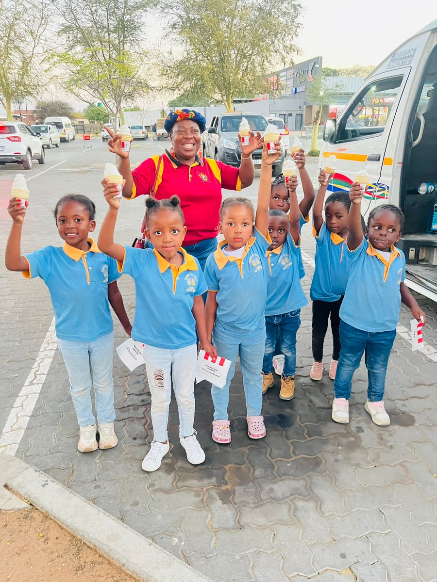 PetersonMaps's tweet photo. @KFCSA @kfc
Today you had young visitors who came to enjoy some ice cream. Woza summer🥺🍦❤️ https://t.co/REgZCytJJA