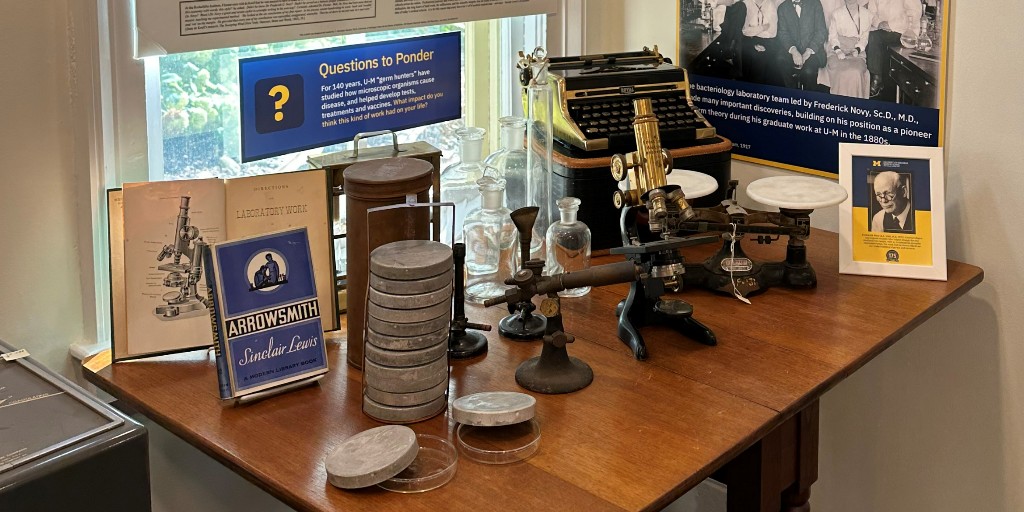 Come explore 175 years of #umich #medicalhistory, in a new exhibit that opens this weekend in #AnnArbor!

We've gathered artifacts, photos, documents &amp; fascinating facts from 1850 to today, to make a free public exhibit that runs through April. michmed.org/museum
#MichMed175