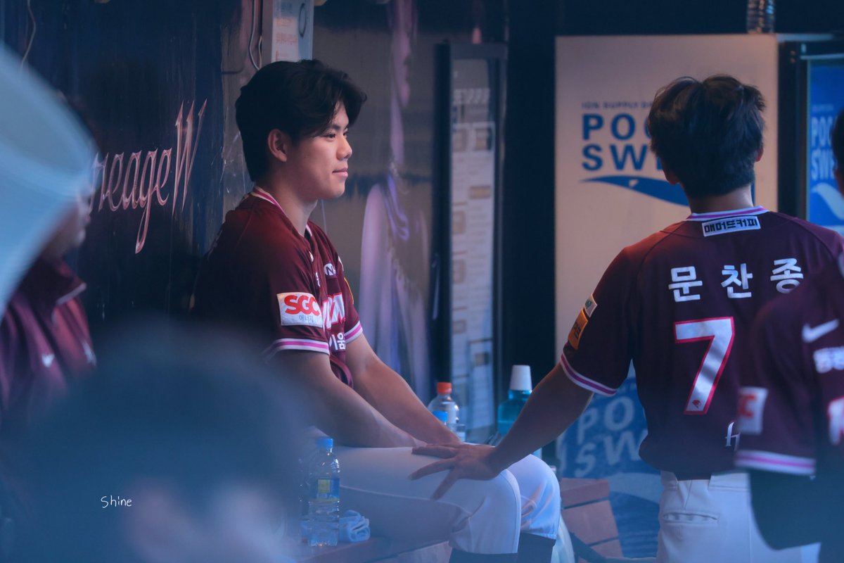 timetoshine_19's tweet photo. 250727 vs NC
시즌 16번째 선발 경기⚾️
#timeto_start
#timeto_shine
#키움히어로즈 #김윤하 https://t.co/3wwwaj6cn5