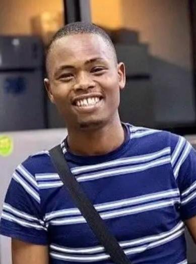 #Justice4SimonWarui who was found dead inside Central Police Station, Mombasa. on Thursday.

26 years old Simon Warui went missing on Sunday 14th September 2025 from Umoja area, Nairobi. 

Family frantically searched for him and on Wednesday they were told he is being held at