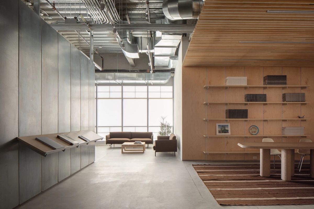 Glenn Ligon Artist’s Studio by Ravi Raj Architect — Thisispaper
→ thisispaper.com/mag/glenn-ligo…