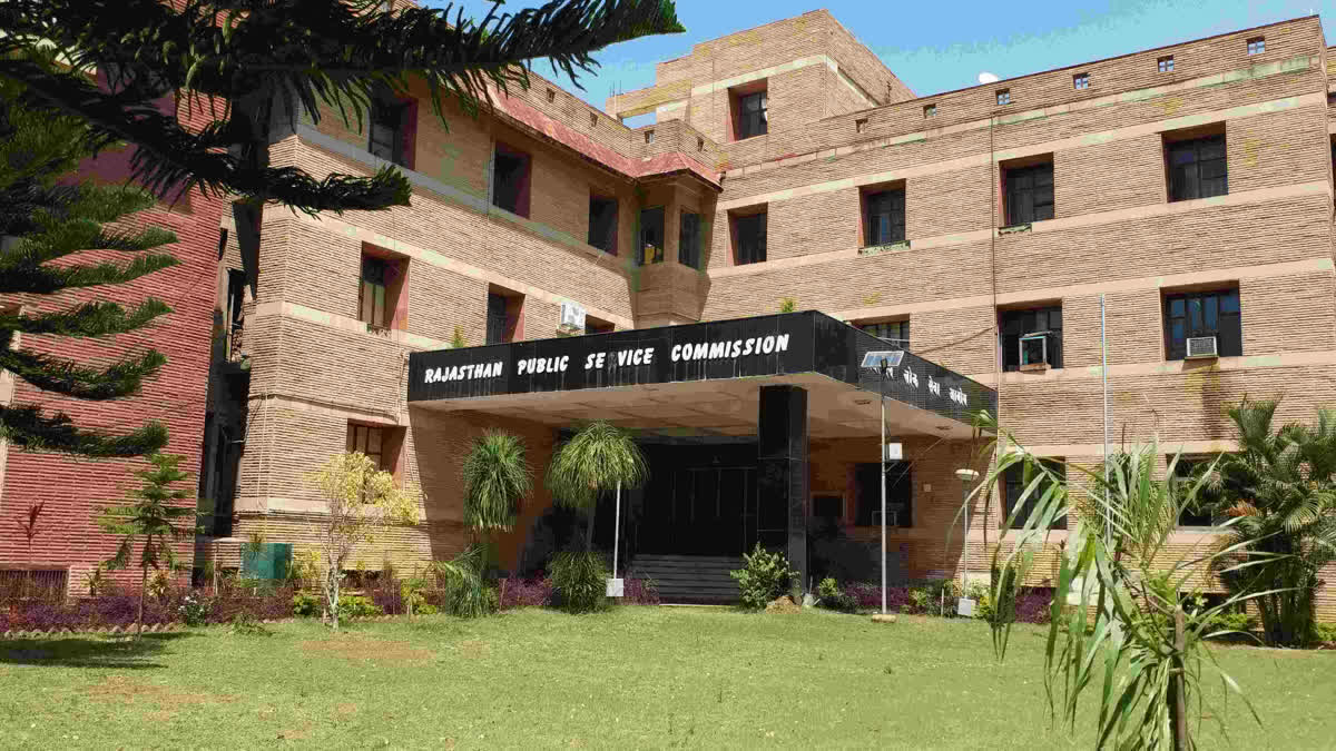 ETVBharatRJ's tweet image. सहायक अभियंता संयुक्त परीक्षा : 25 सितंबर को अपलोड किए जाएंगे प्रवेश-पत्र, यह है कार्यक्रम 
etvbharat.com/hi/!state/rpsc… 
#RPSC #Exams #assistantengineer