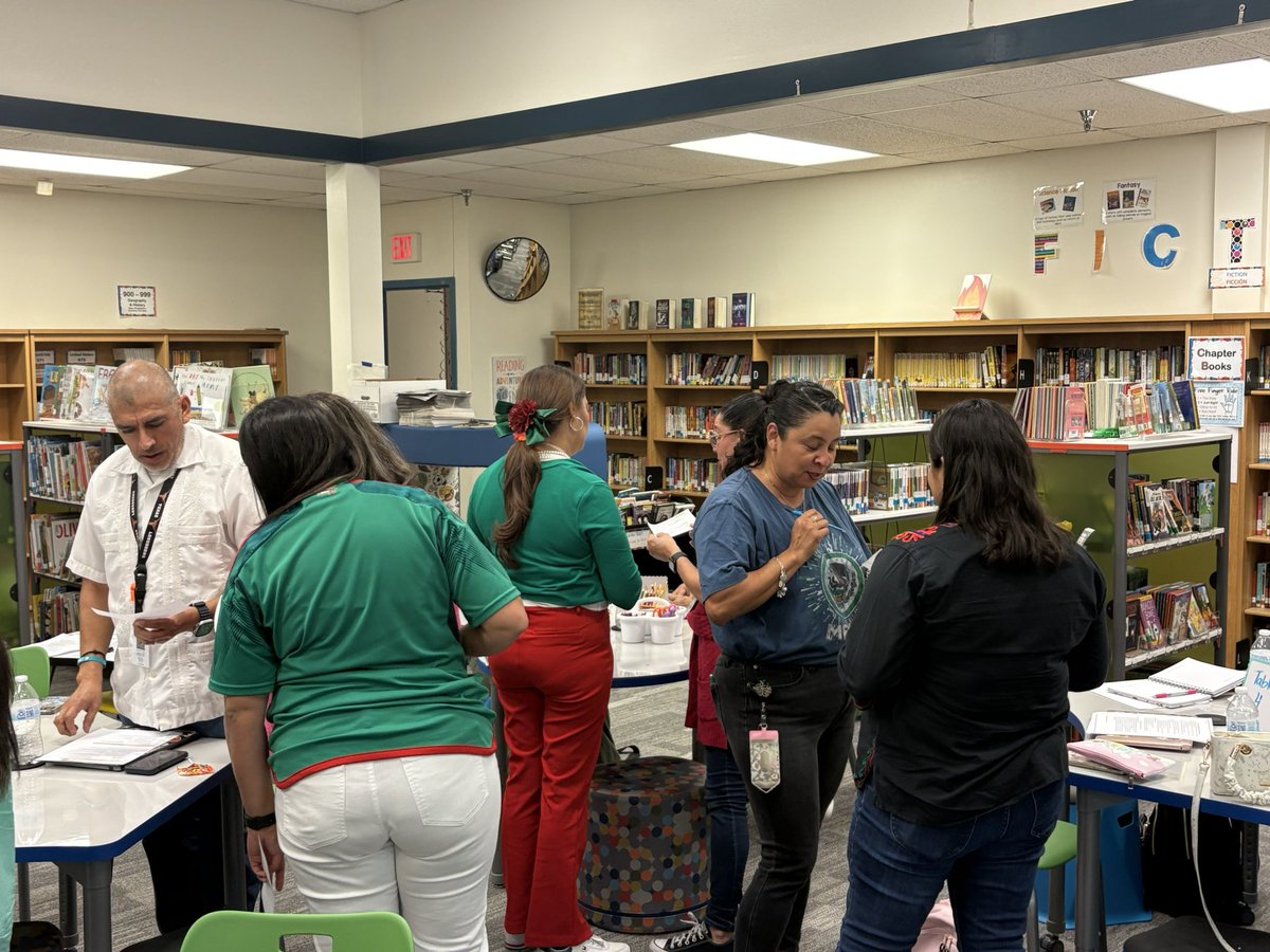 Seguin ISD Multilingual tweet media