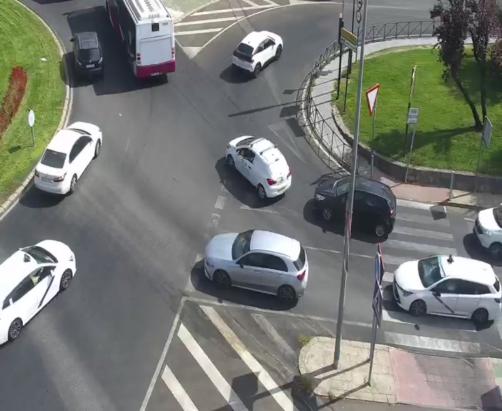 Caos #Trafico en #Toledo
#retenciones #SeguridadVial #Movilidad