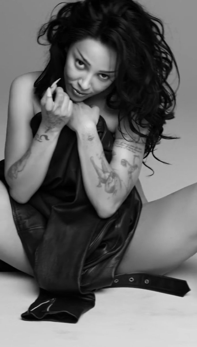 dojakink's tweet photo. DOJA CAT HAVE MERCY! https://t.co/ketNFOeClC