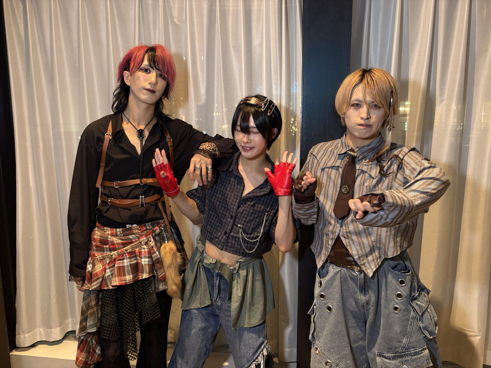 MADEIN UNO 全員ハイタッチ&サイン会　大阪 大阪発イベント『FaveZone（フェイヴゾーン）』 (@feizoev) / X