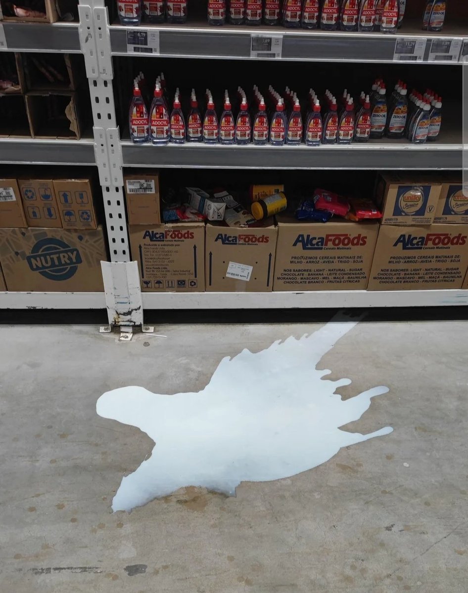 TVdelicia24's tweet image. URGENTE !!!
Acabaram de gozar no chão do Atacadão de Itapecerica da Serra
#PutaQuePariu
#Porra
#Atacadão
#bb27