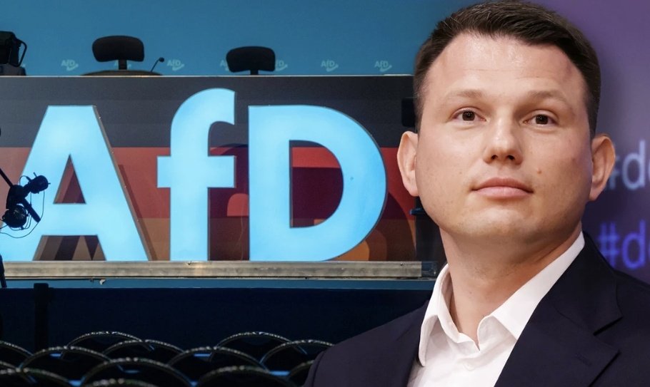 ▫️Zawsze mnie rozwala Mentzen, który opowiada, ze on coś wyciągnąłby od Niemców (czyt. reperacje wojenne).

A jego ludzie współpracują z AFD, której część członków nie akceptuje granicy Polski i Niemiec na Odrze xDDD

HIT😁‼️