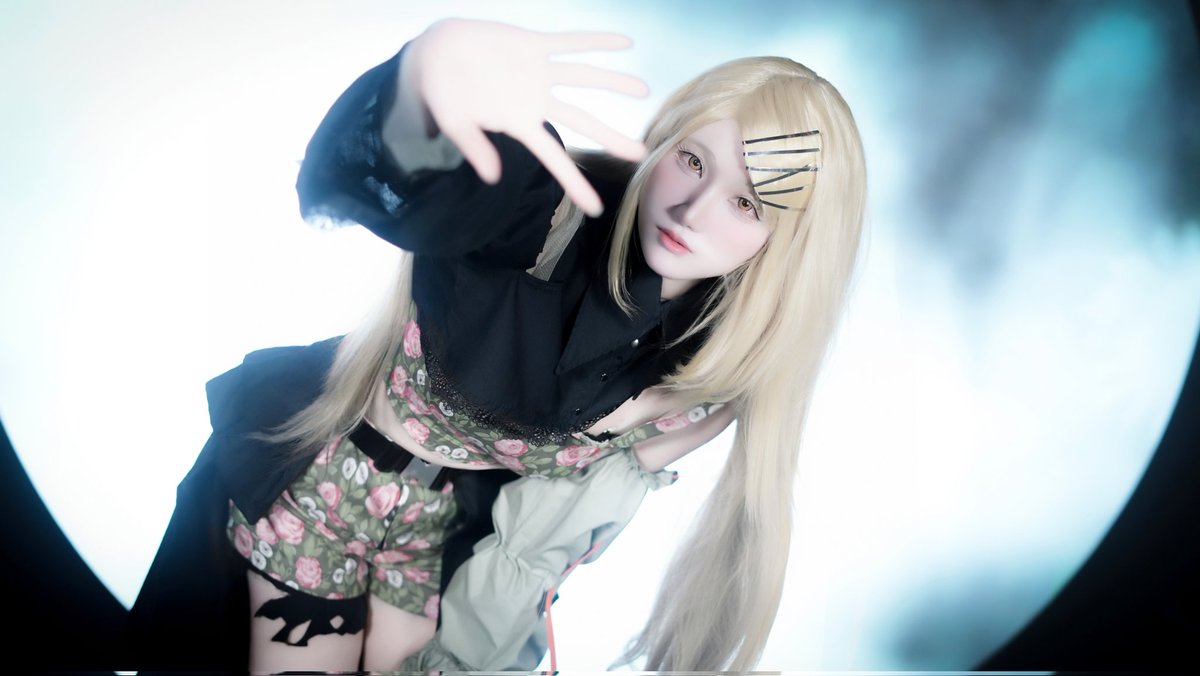 【コスプレ／Cosplay】

学園アイドルマスター
篠澤広

コントラスト