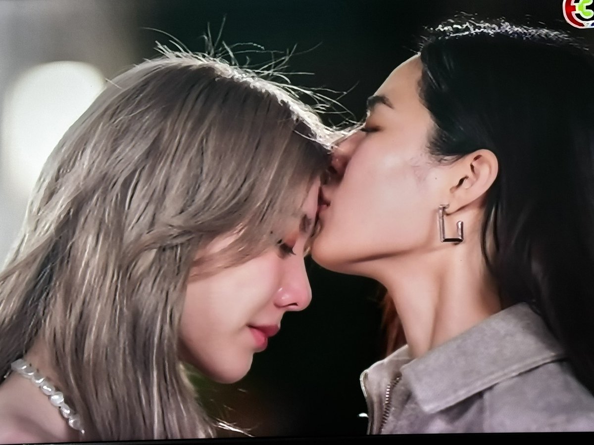 𝐋𝐮𝐦𝐢𝐞̀𝐫𝐞𝐝𝐞𝐎𝐫𝐦𝐥𝐞𝐭𝐭𝐞𝐓𝐇 (@ormkorn_fans) on Twitter photo 😢 แกรรรรรรรรร ฮืออออออ
เขารักกันมากจริงๆ
LINGORM ONLY YOU EP10
#เพียงเธอEP10
<a href="/ormmormm/">orm kornnaphat🌈</a> 😢 แกรรรรรรรรร ฮืออออออ
เขารักกันมากจริงๆ
LINGORM ONLY YOU EP10
#เพียงเธอEP10
<a href="/ormmormm/">orm kornnaphat🌈</a>