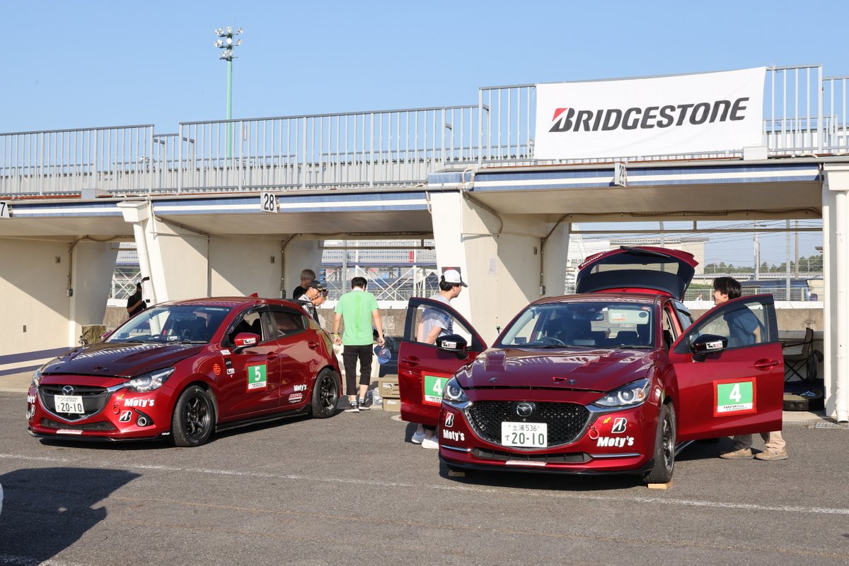 メンテナンス BRIDGESTONE Motorsport ブリヂストン栃木工場での社内交流会に🏭 初めてタイヤを作る