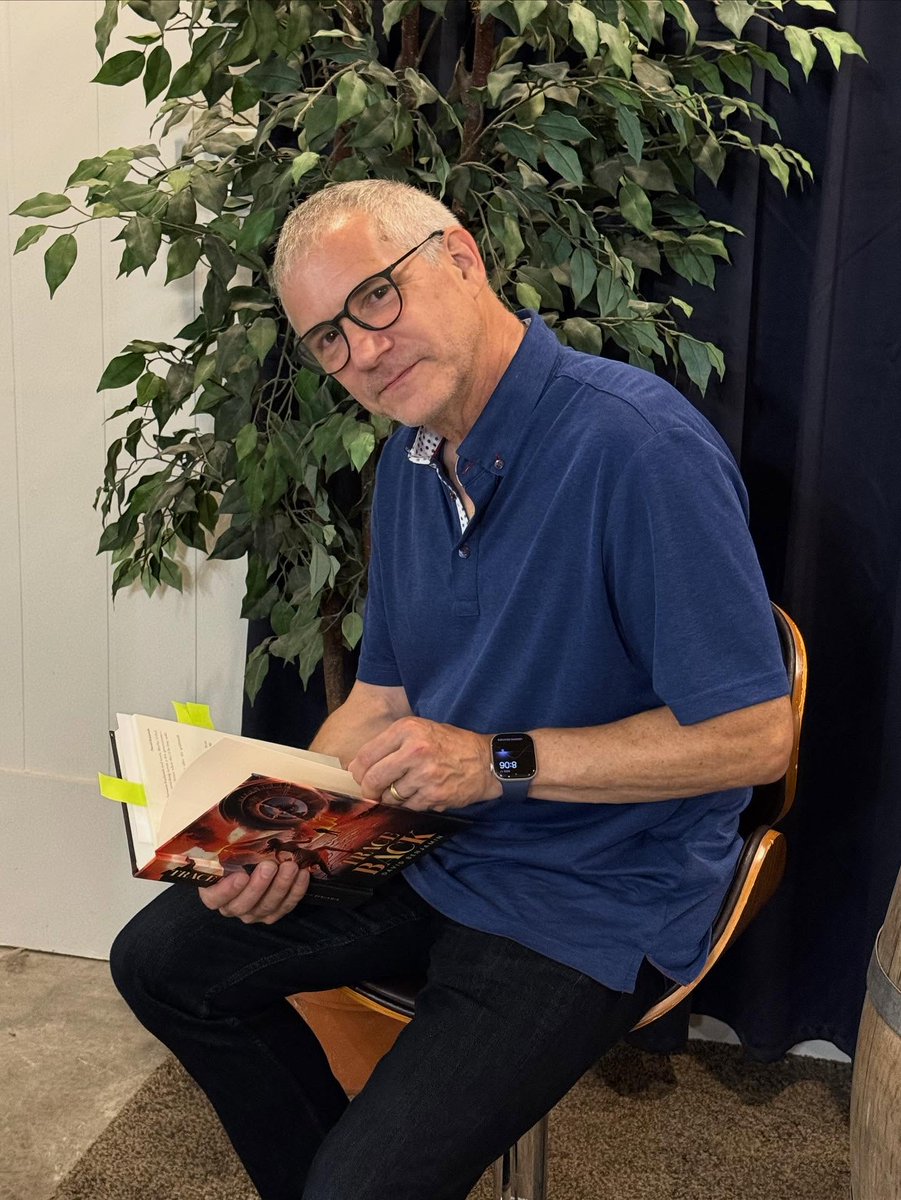 complexitydb's tweet image. Did a short #book talk at the Vankleek Hill Vineyard for the Friends of the Champlain Library yesterday.
Talked less about #Traceback and more about my incredible journey writing it.
#writerslift #fridaymorning #benjamin #authors #kindlereads #weekendvibes #vankleek #library