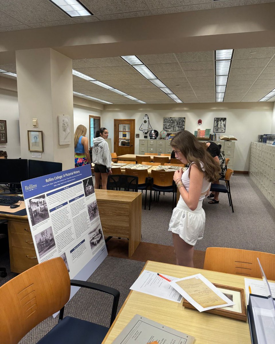 Prof. Katie Avagliano's ENG167 Introduction to Creative Writing class came by last week and worked with a range of primary sources from #RollinsHistory, US History, and our special collections! Check out what we have in our collections by visiting: buff.ly/TuCGPK8