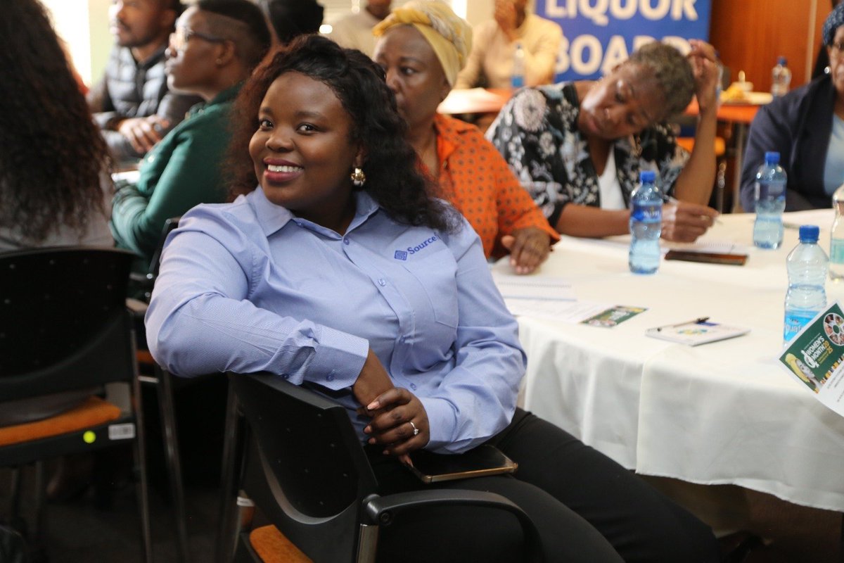 sourcefin_'s tweet image. #FlashbackFriday!

Conversations that shift the SMME landscape.
Our CSO took the stage at a GDED Women&apos;s Day Commemoration Event, sharing insights on how to make funding that fuels real growth more accessible.

#EnablingGrowth #ImpactMatters #Sourcefin