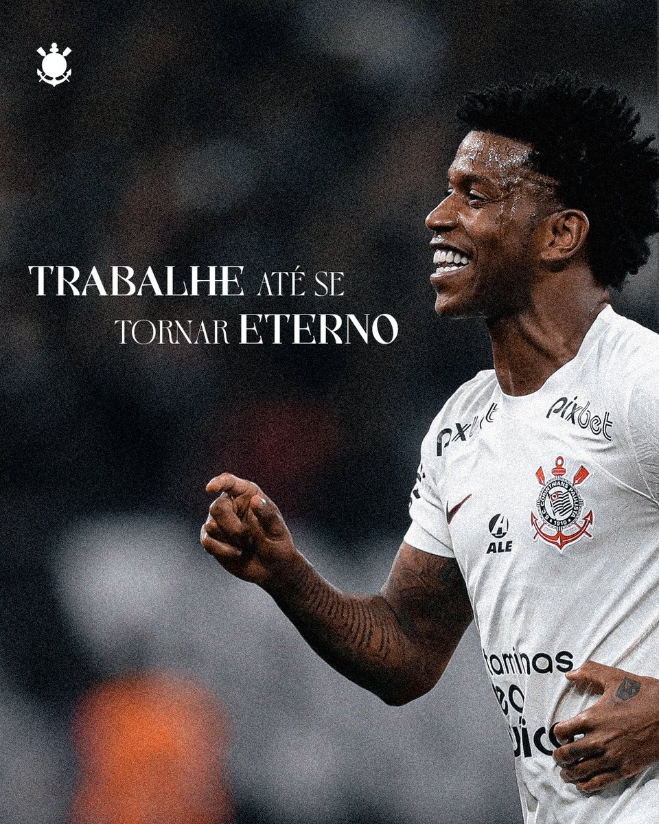 Corinthians's tweet image. Trabalho ➕ Disciplina ➕ Dedicação 🟰 História no Timão.

O zagueiro Gil teve 4️⃣4️⃣4️⃣ jogos pelo Corinthians e fez parte das conquistas da CONMEBOL Recopa e do Paulistão em 2013, além do Brasileirão de 2015. 🏴🏳️

Segundo zagueiro com mais jogos pelo clube, Gil está eternizado em…