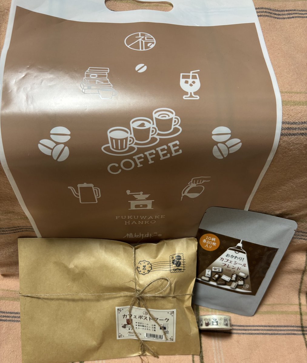 BC092fzSDXcdxfe's tweet image. 大好きな福わけはんこさんでXに載せてあった商品を実物見て購入しました😊
以前から気になっていてBASEでもハンコを買い足していたんです

直接買えて嬉しい✨
バッグも可愛いです💕

 #紙博  #紙博in東京
 #福わけはんこ